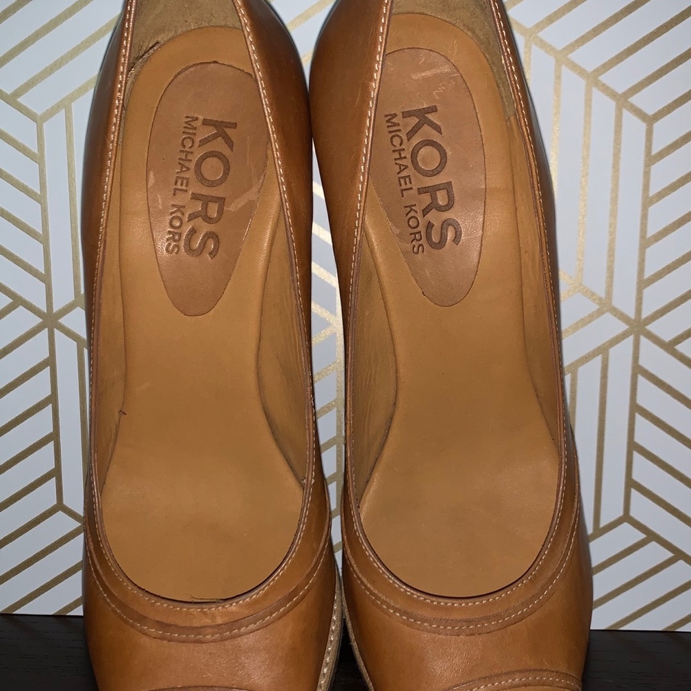 Tan Wedge - Picture 2 of 4
